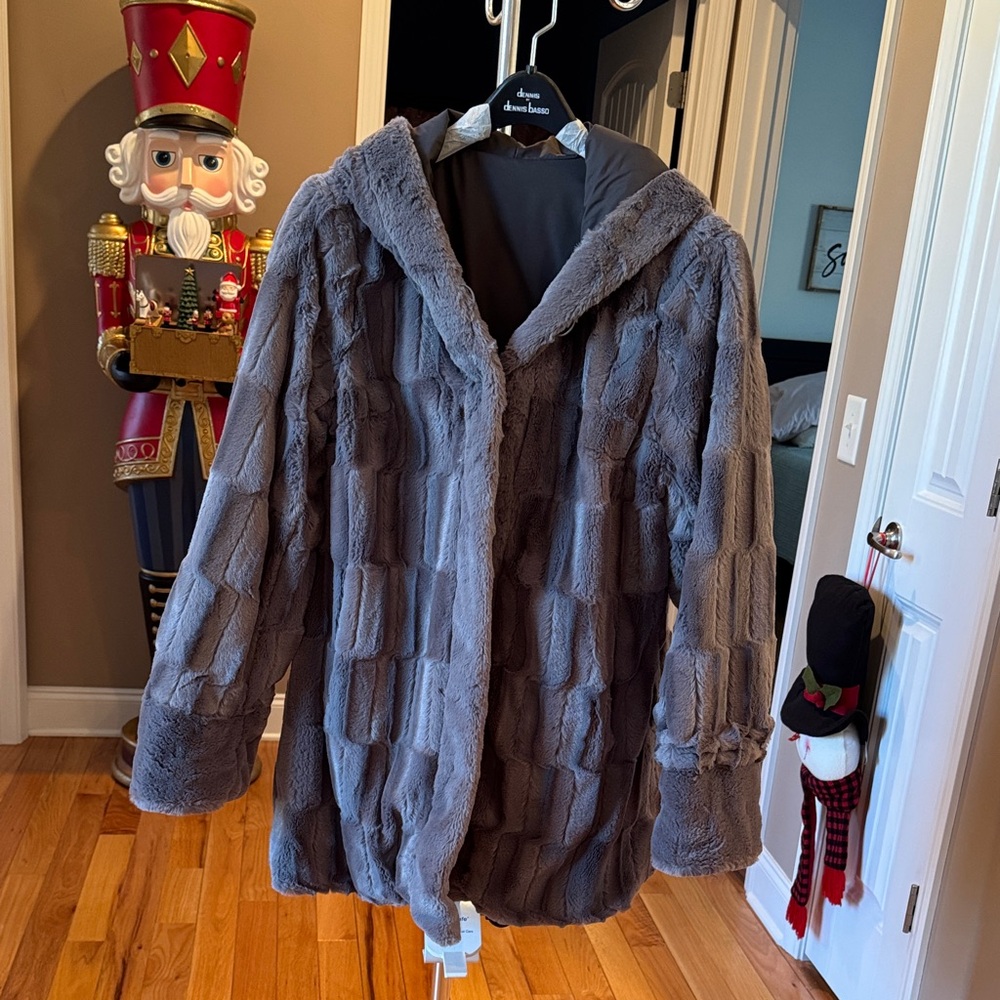 Dennis Basso Gray Teddy Jacket